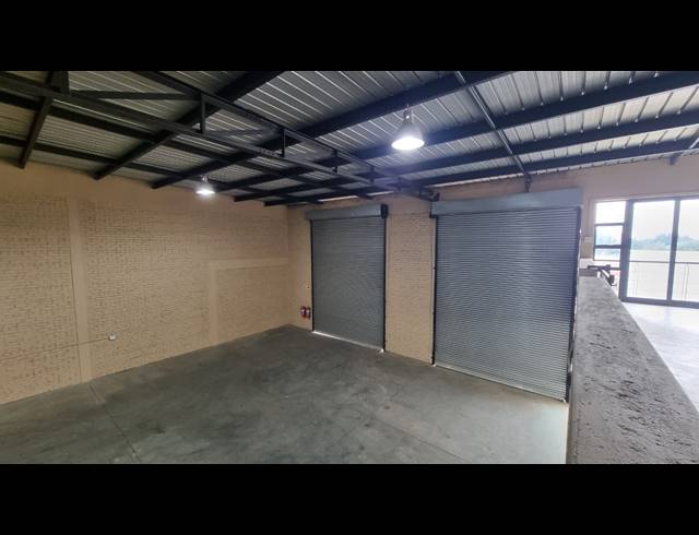 712M² WAREHOUSE TO LET IN POMONA